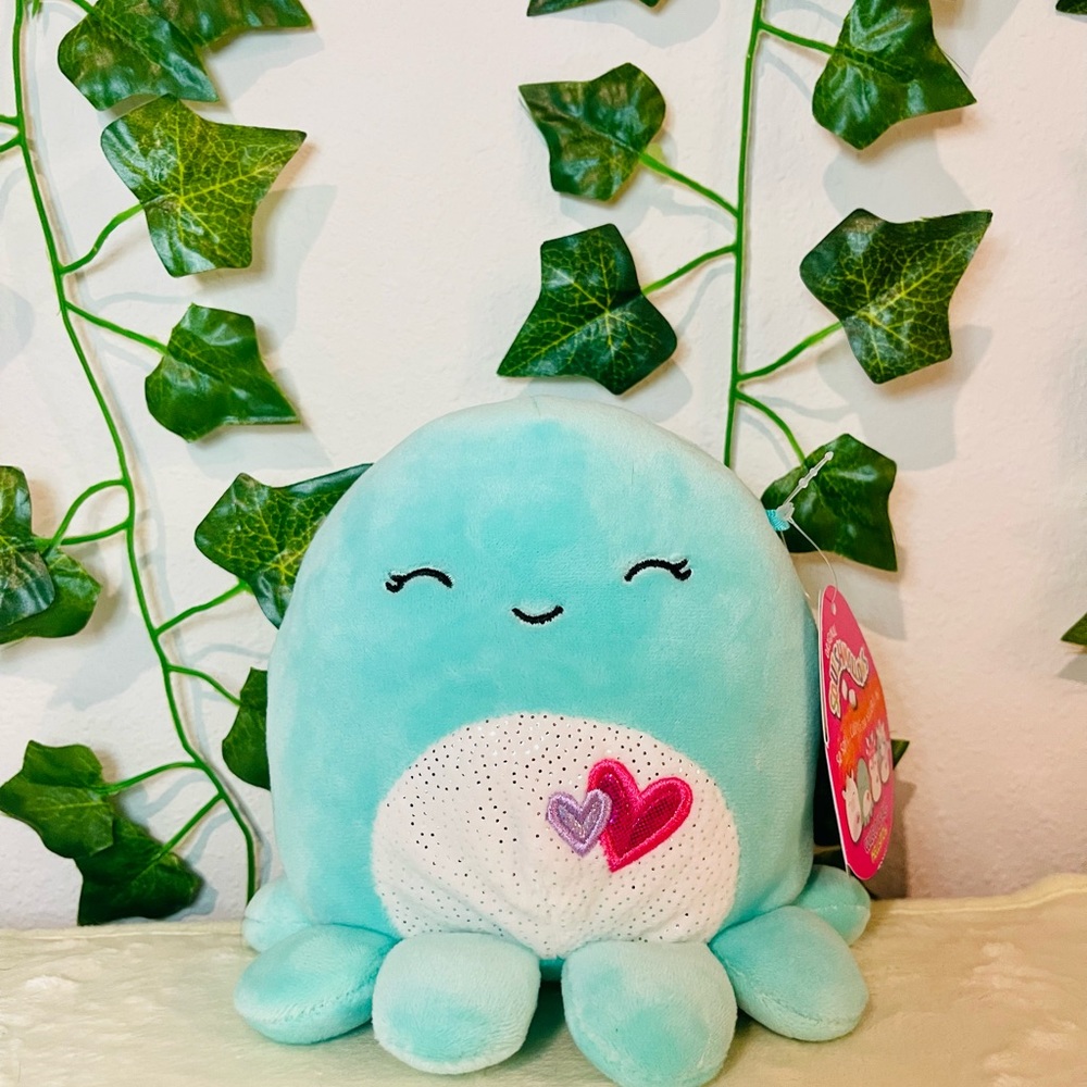 Squishmallow Olina - image 1